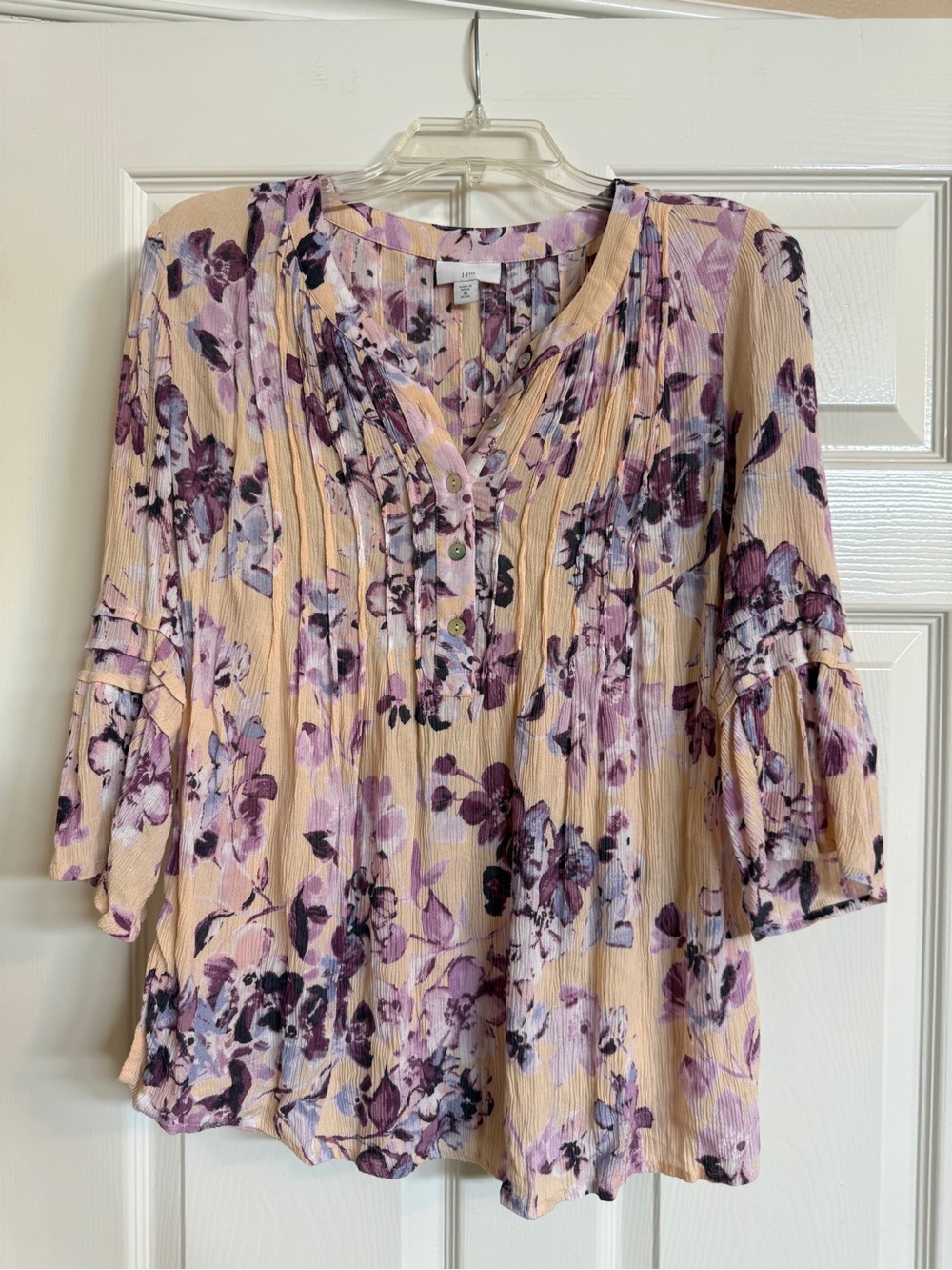 J. Jill Peach Floral V-Neck Button-Front Blouse XS